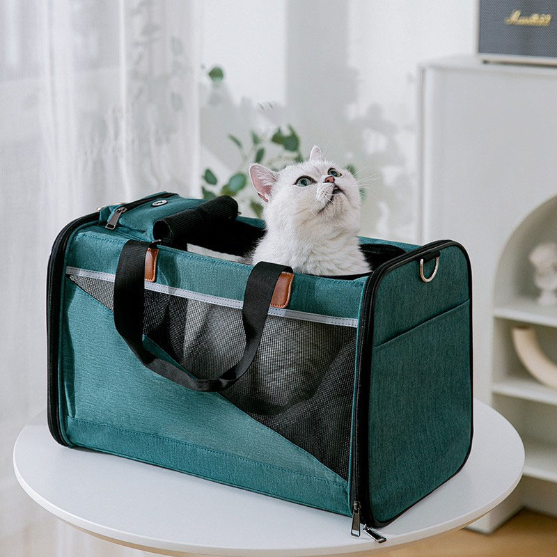 Best Selling Deep Blue Large Capacity Oxford Dog Cat Travel Factory Supplier Breathable Portable Animal Bag Pet Carrier Bag