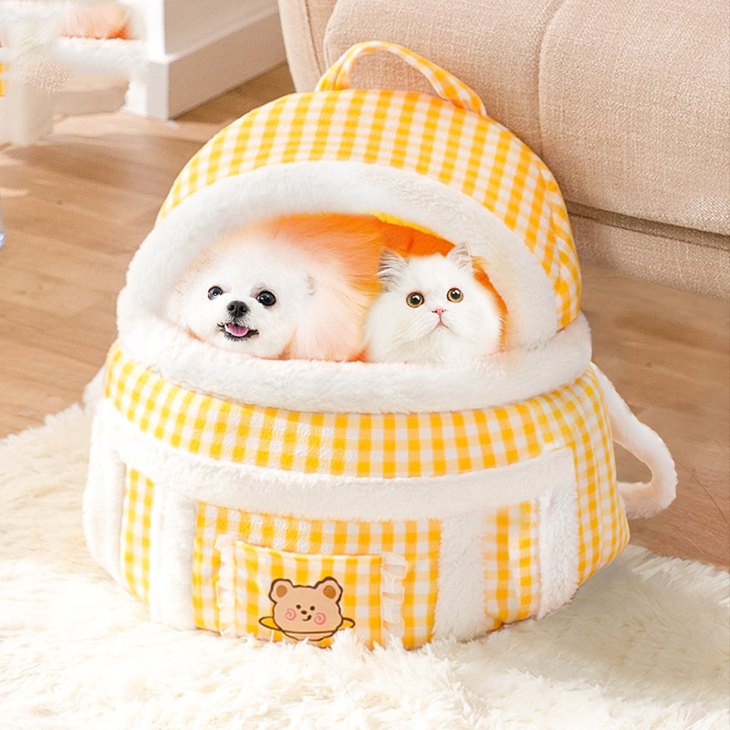 Best Selling Yellow Color Low Price Portable Large Capacity Cat Dog Carrier Bag Comfortable Traveling Camping Hand Free Pet Bag