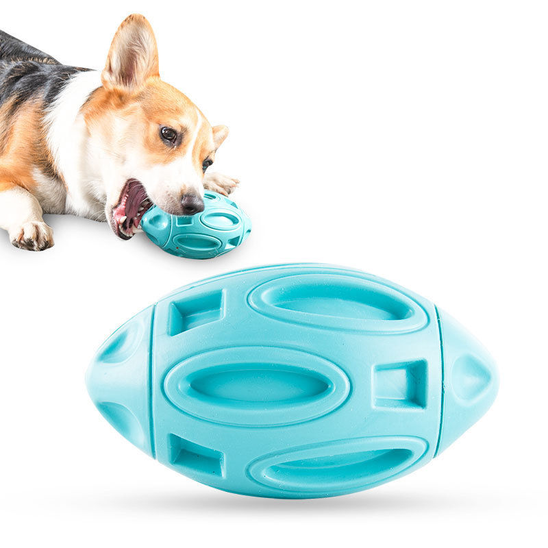 2023 Hot Sale Eco Friendly Rubber Interactive Molar Sounding Intelligent Pet Dog Rugby Ball Dog Molar Chew Toy