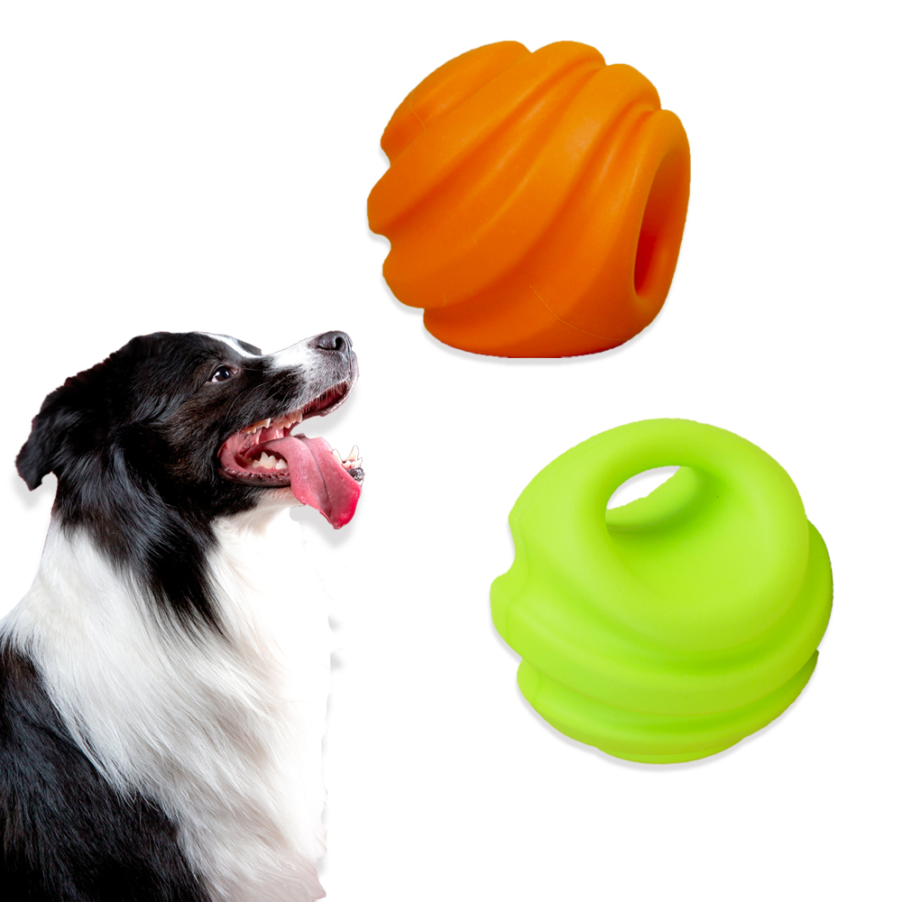2022 Wholesale Eco Friendly Tpr Outdoor Interactive Teething Dogs Interactive Squeaky Pet Ball Rubber Dog Toys