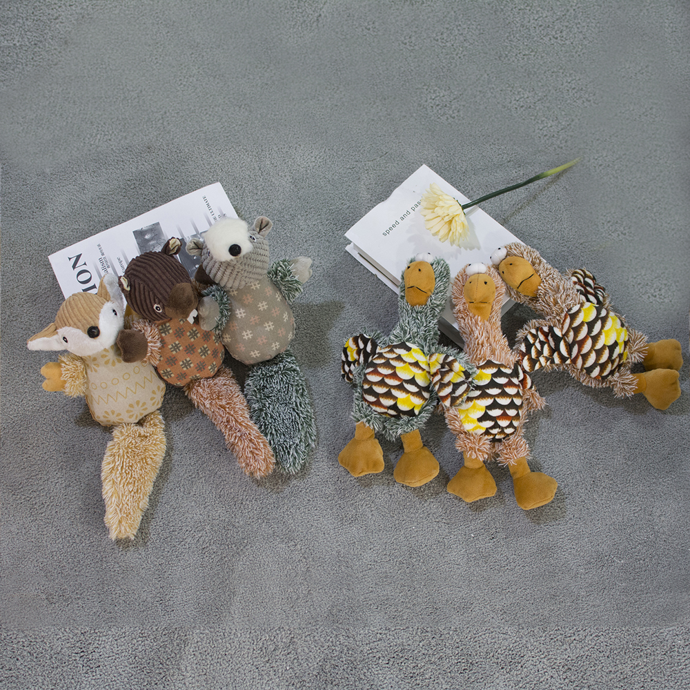 Wholesale Manufacturer Chew Plush Stuffed Squeaky Durable Pet Dog Toys Set