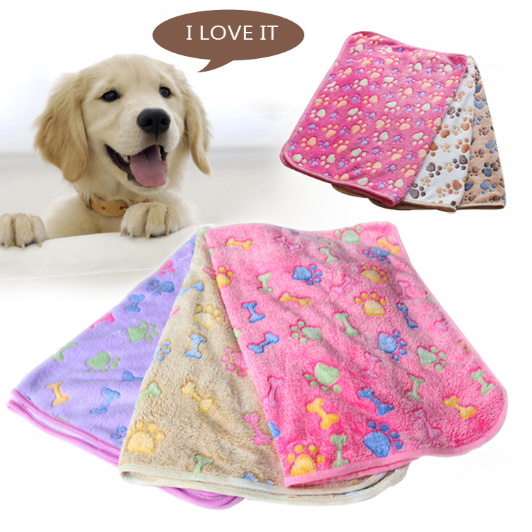 Factory Direct Selling Wholesale Coral Fleece Autumn Winter Warm Blanket Pet Cleaning Supplies