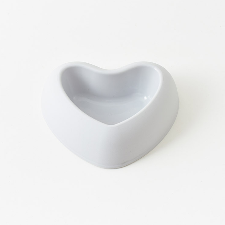 High Quality Heart Design Multi Color Plastic Single Bowl Dog Bowl