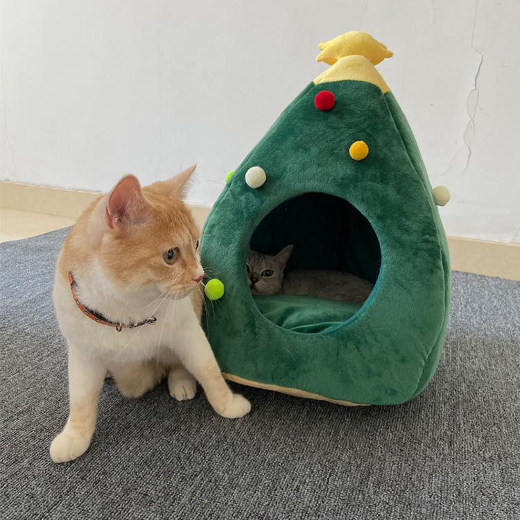 Christmas Tree Cat House Kennel Winter Warm Pet Bed House Mongolian Cat House Christmas Cave Bed