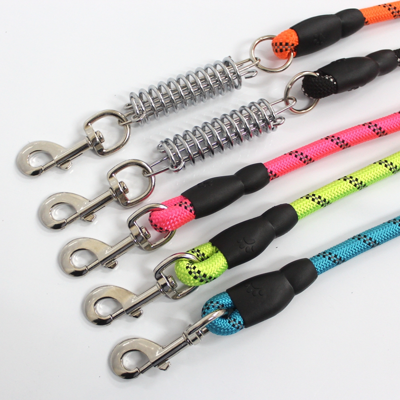 Manufacturer OEM ODM Pet Accessories 120cm Length Reflective Nylon Rope Chain Dog Leash Carabiner