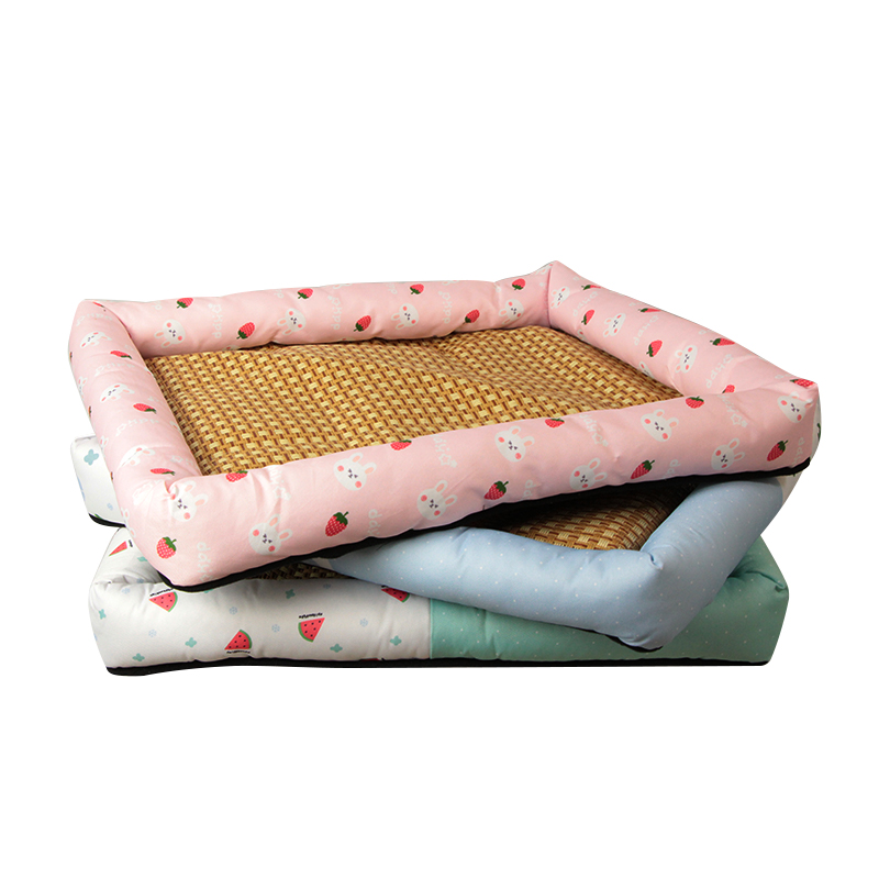Summer Cool Breathable Waterproof Comfortable Easycleaning Square Pet Bed With Bamboo Sticks Mat
