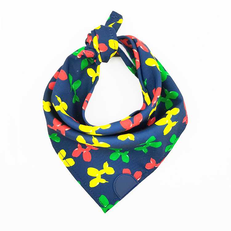 Yuanfei Wholsale Pet Accessories Dog Cat Newfashion Soft Triangular Bandana Neck Scarf Collar Tie