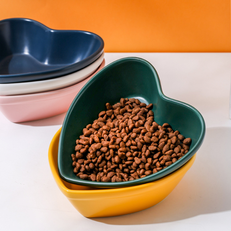 450ml Ceramic Pet Bowl Prevent Blackhead Cat Heart Ceramic Bowls