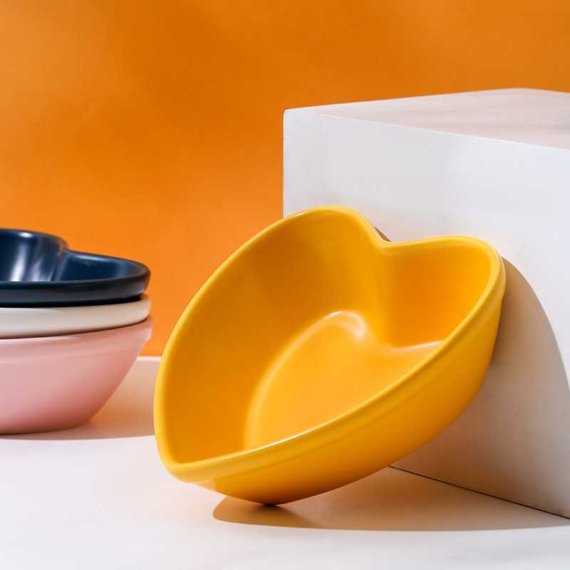 450ml Ceramic Pet Bowl Prevent Blackhead Cat Heart Ceramic Bowls