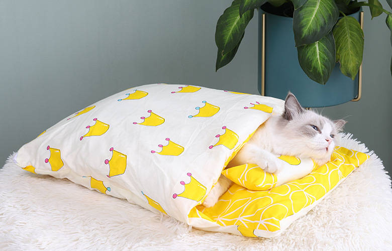 China Sale Cute Pet Beds Cute Cat Sleeping Bag Cat Pet Bed