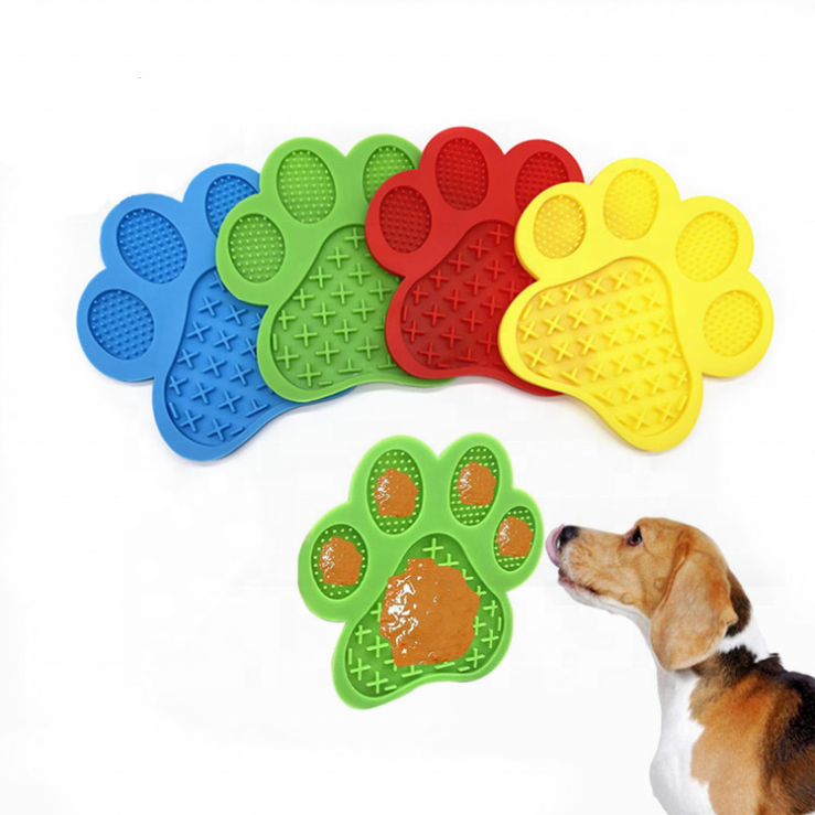 Dog Bowl Slow Feeder Customized Silicone Paw Bath Dog Licking Pad Pet Bowls Feeders Dogs Nad Cats Eating Slow