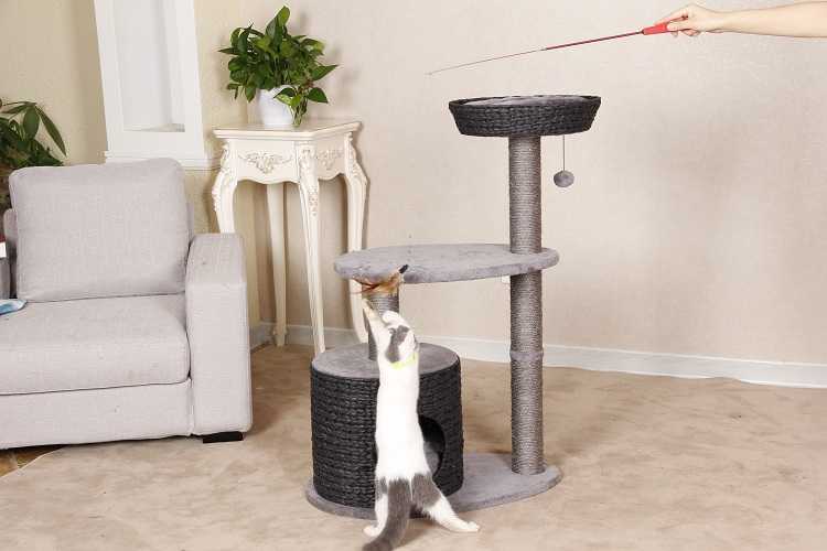 Large Wood Pet Scratcher Cat Tree With Cave