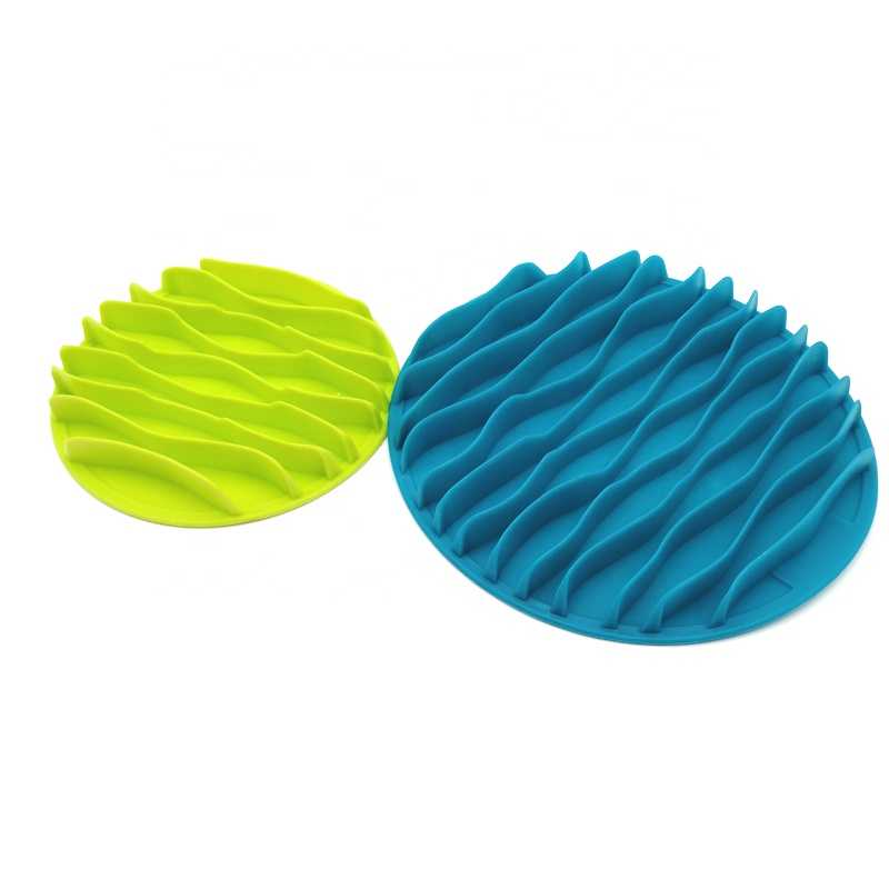 Promotional Pet Food Non Toxic Waves Silicone Slow Feeder Dog Bowl