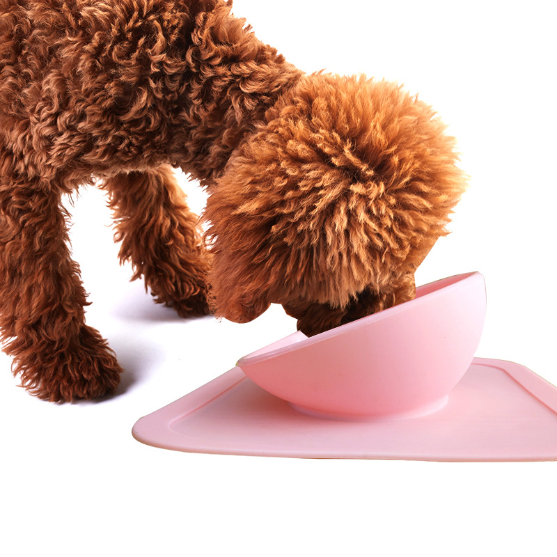 Silicone Dog Bowl Pet Dog Food Basin Cat Water Basin Custom Logo Integrated Sucker Pet Bowl Tilt