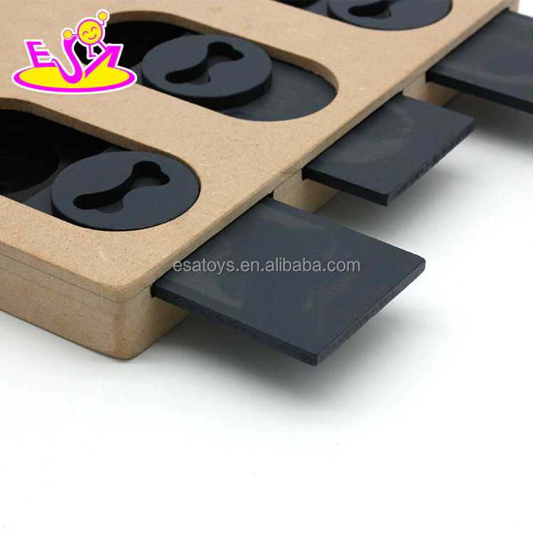 Hottest Interactive Treat Food Hiding Puzzle Wooden Pet Toys Dogs Cats W06F068