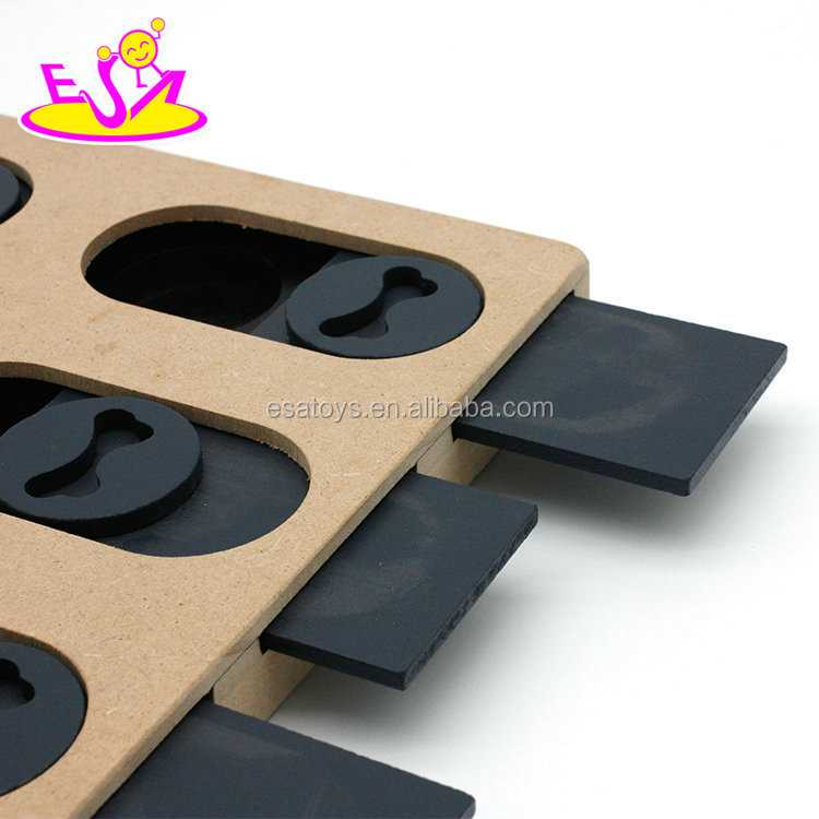 Hottest Interactive Treat Food Hiding Puzzle Wooden Pet Toys Dogs Cats W06F068