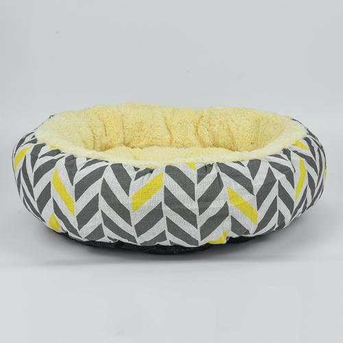 Comfortable Winter Warmer Travel Pet Bed Dogs Cats