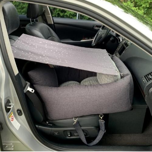 Multifunction Dog Car Seat With Safe Belt Dog Leash Inside Open Zipper To Be Sofa Bed In House